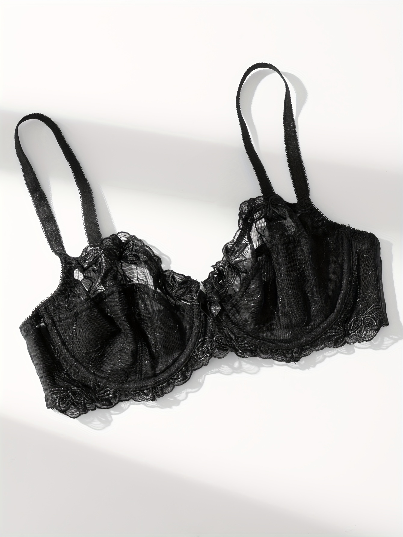 Soutien gorge en dentelle semi-transparente avec détail floral brodé & non doublé – Image 11