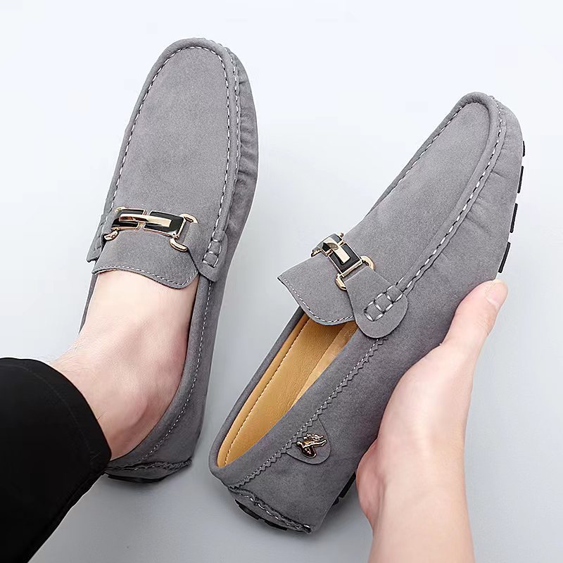 Chaussures mocassins avec décor métallique à enfiler – Image 12