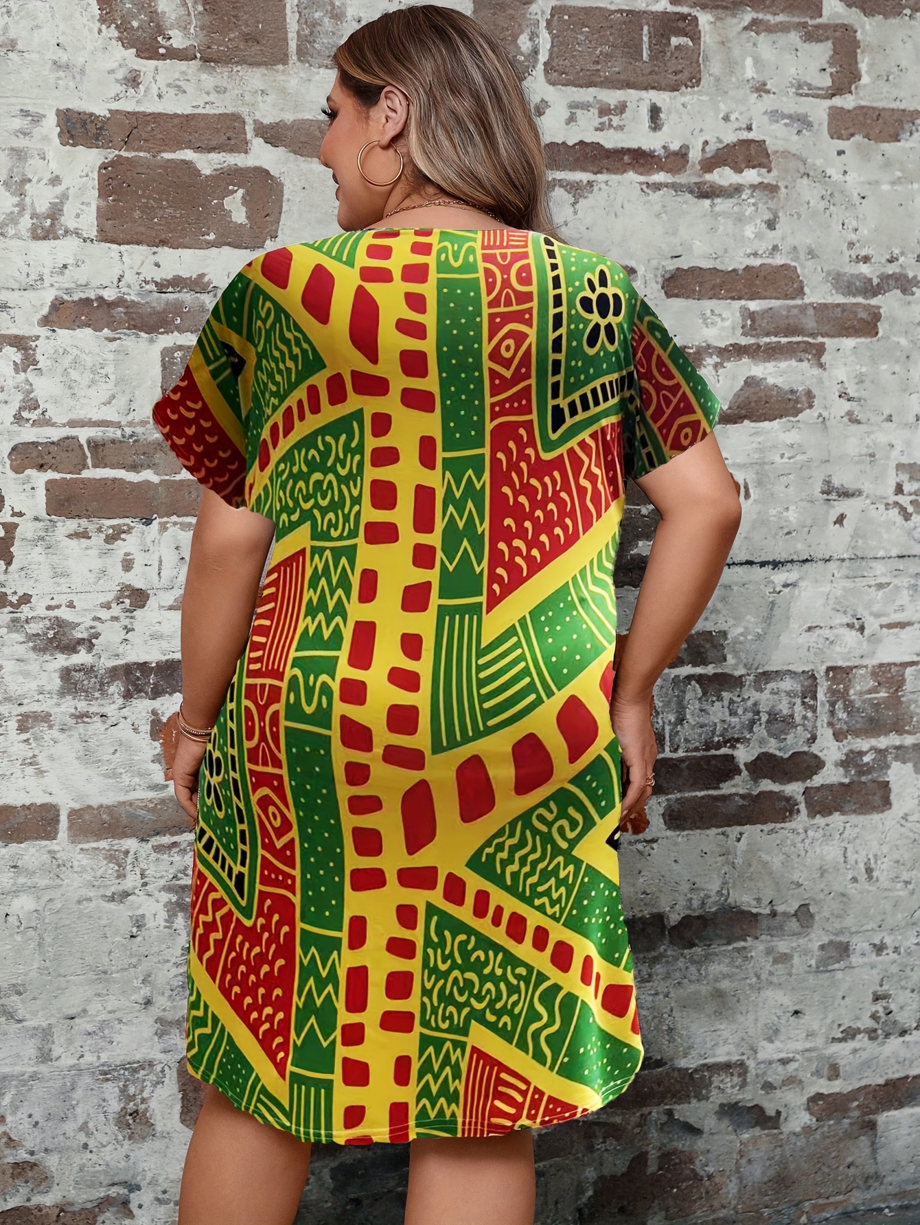 Robe imprimé style ethnique à col rond à manches courtes – Image 3