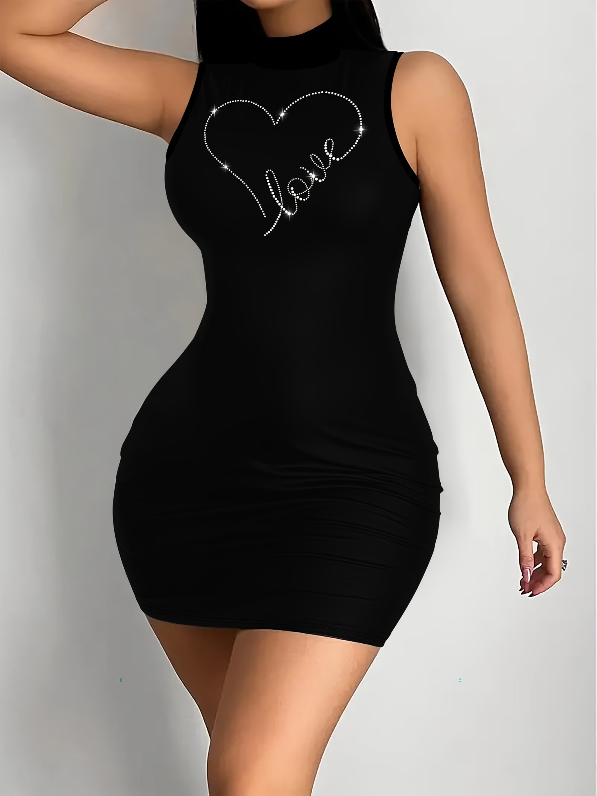 Robe moulante sans manches à col haut élégant ornée de strass en forme de coeur en tissu tricoté – Image 3