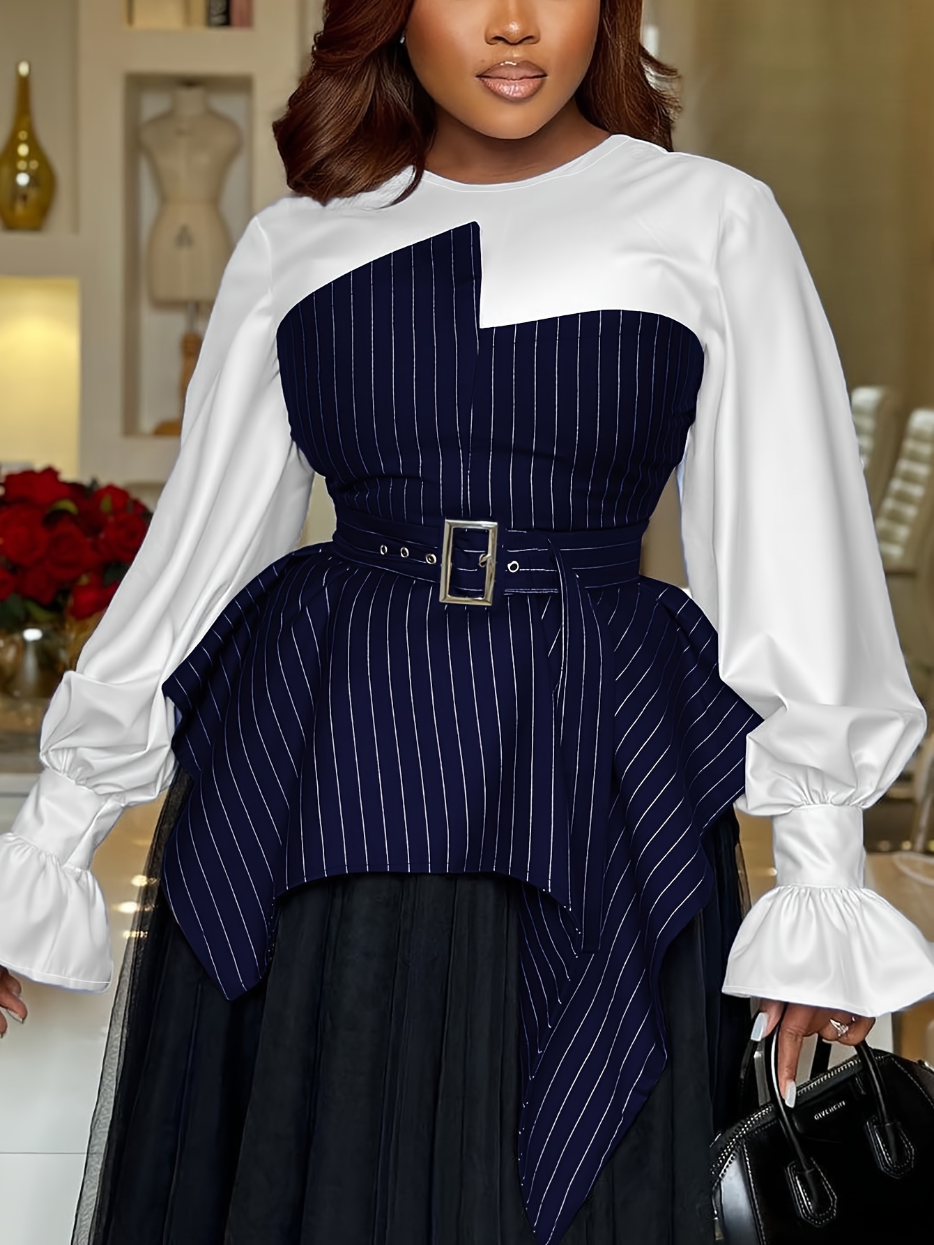 Robe élégante à rayures verticales à manches longues à col rond avec poignets à volants – Image 7