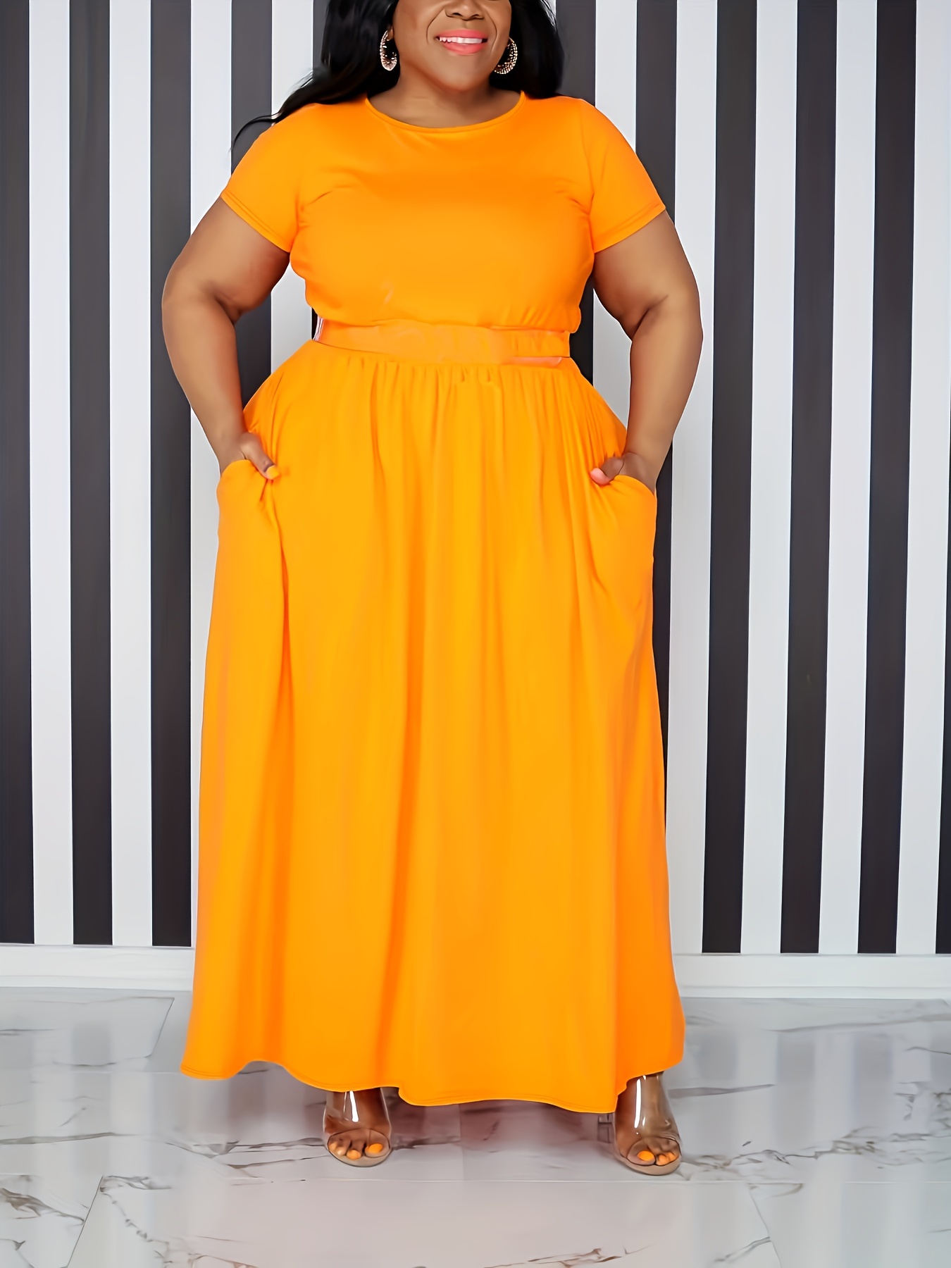 Robe longue à manches courtes à élasticité moyenne – Image 7