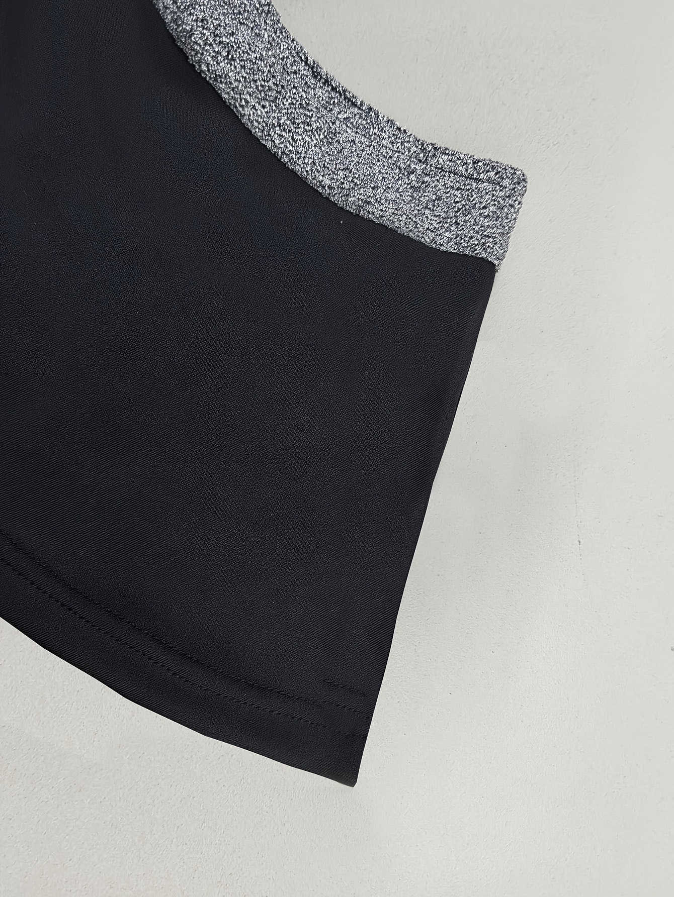 Robe moulante à blocs de couleur & fente à manches courtes – Image 5