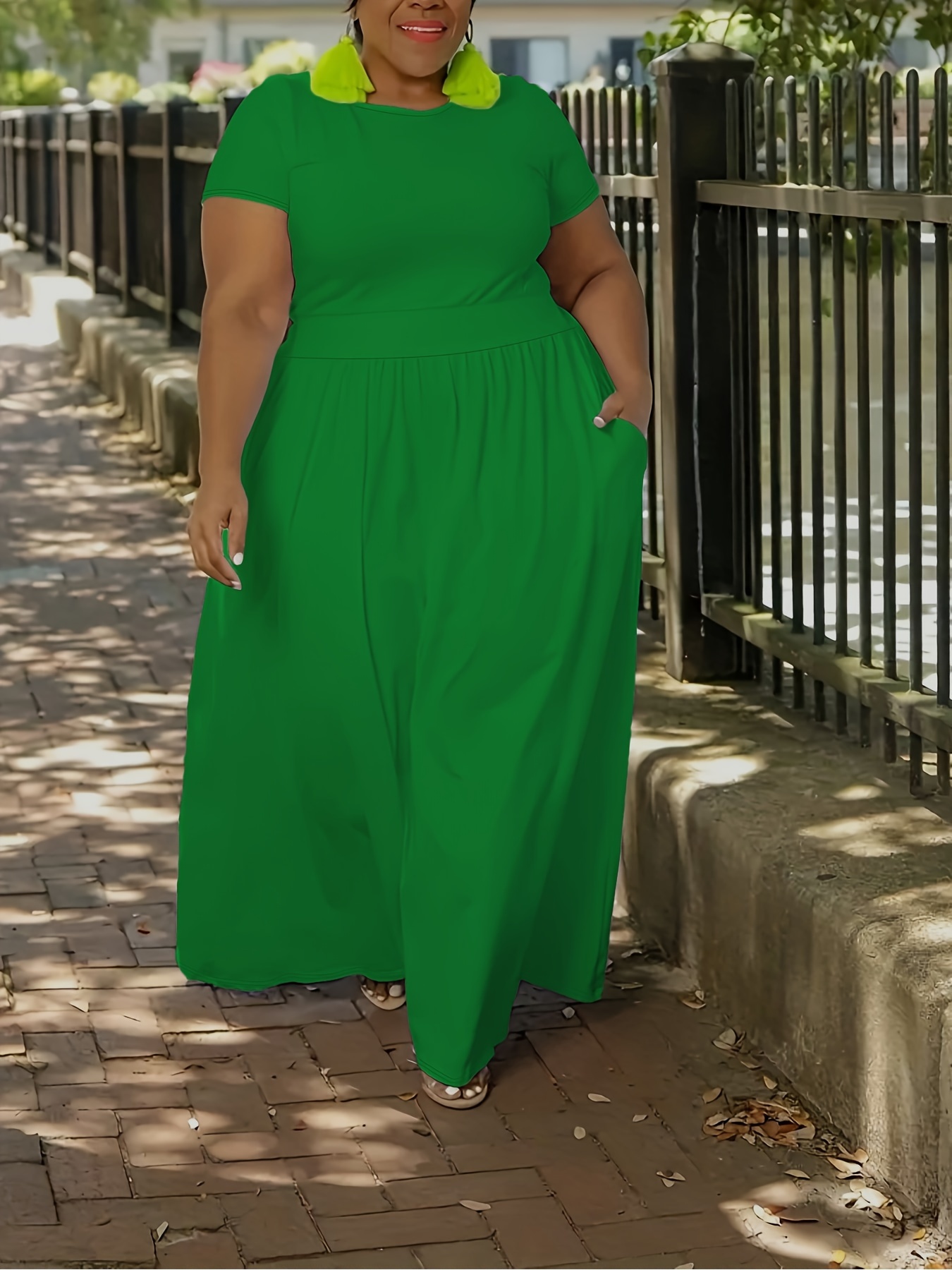 Robe longue à manches courtes à élasticité moyenne – Image 2