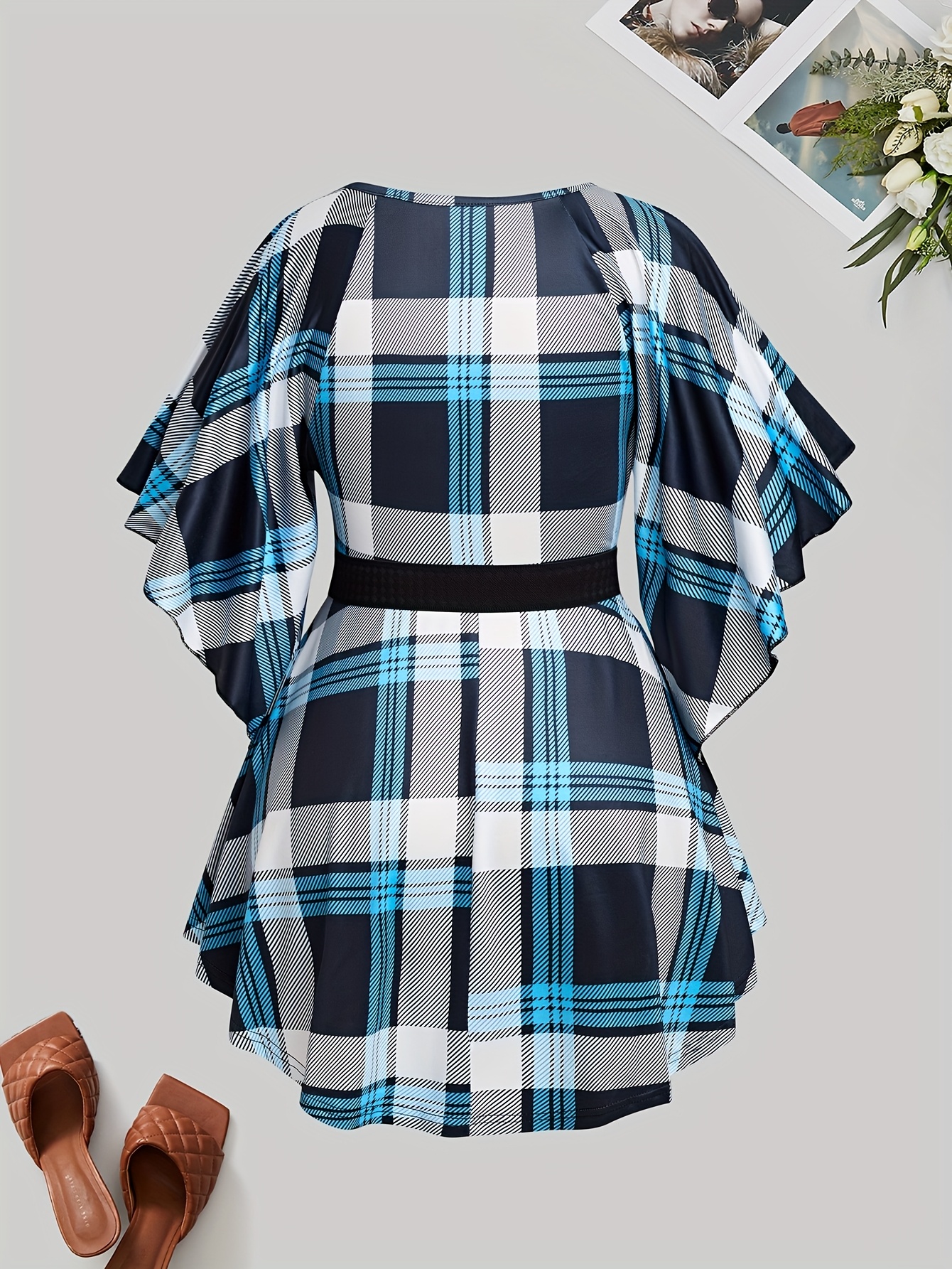 Chemisier à coeur en métal à manches courte plissé avec ceinture à col rond rayé élégant en tissu tricoté – Image 8