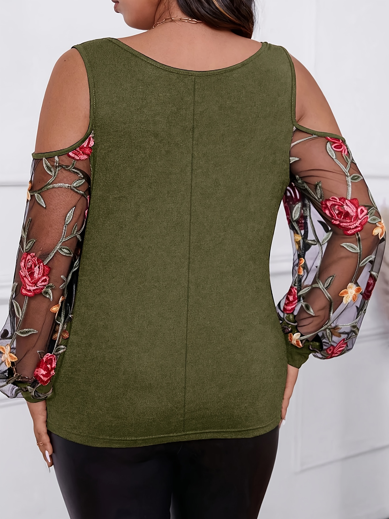 Haut à épaules dénudées à manches longues avec broderie florale élégante & encolure drapée superposition en maille – Image 10