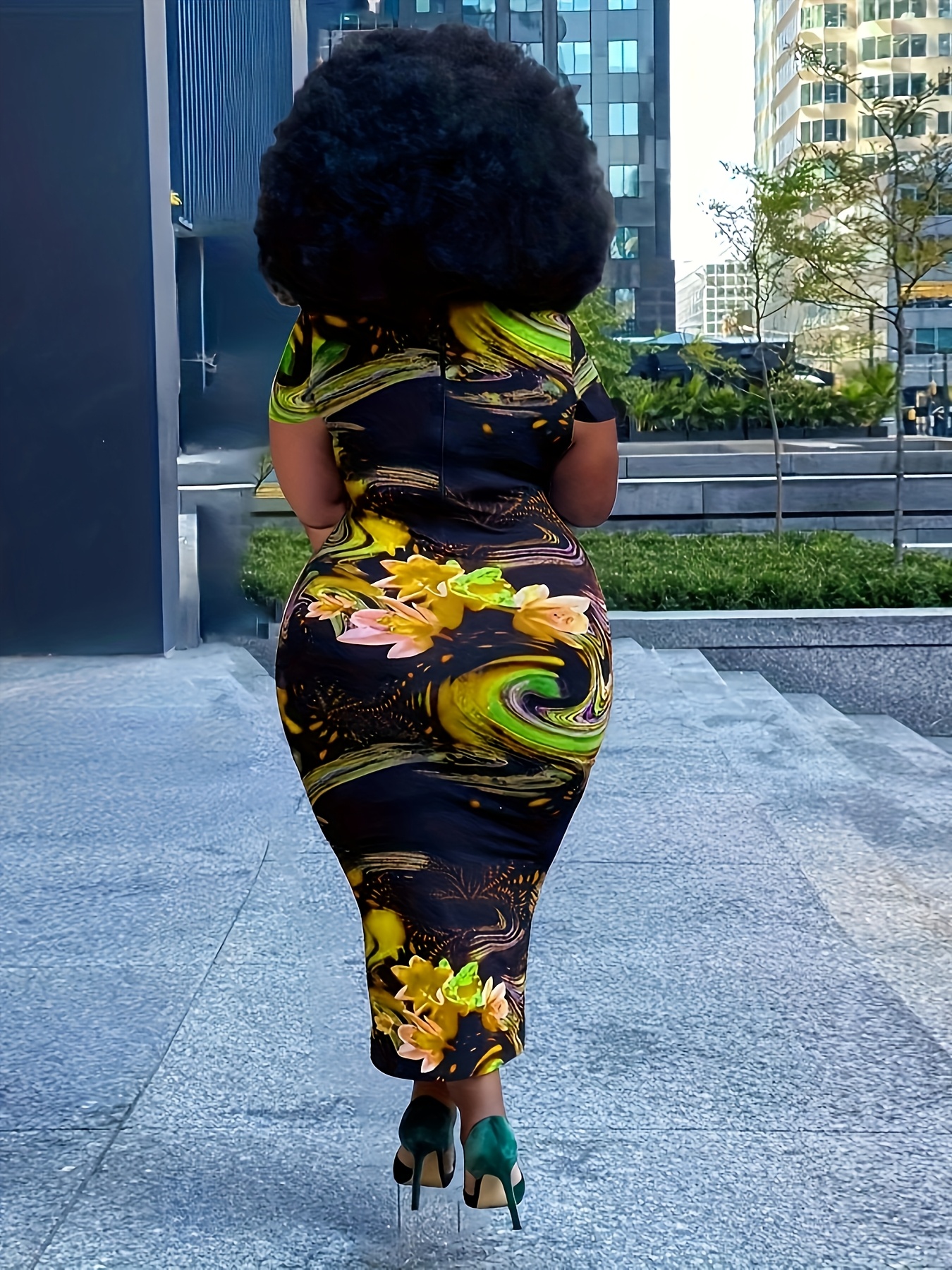 Robe moulante longue imprimé floral à manches courtes – Image 6