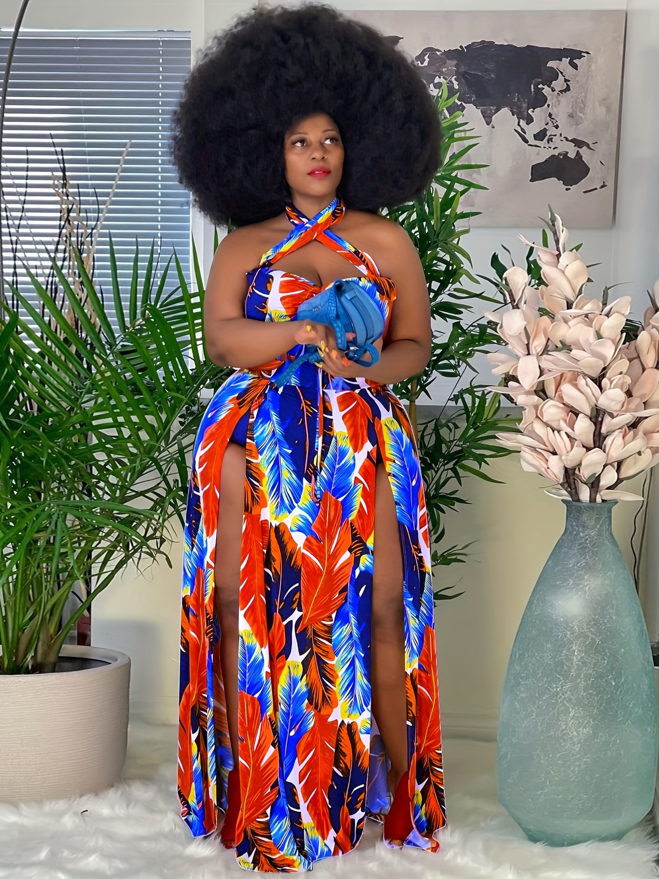 Robe à étirement moyen à dos nu imprimé tropical criss cross – Image 4