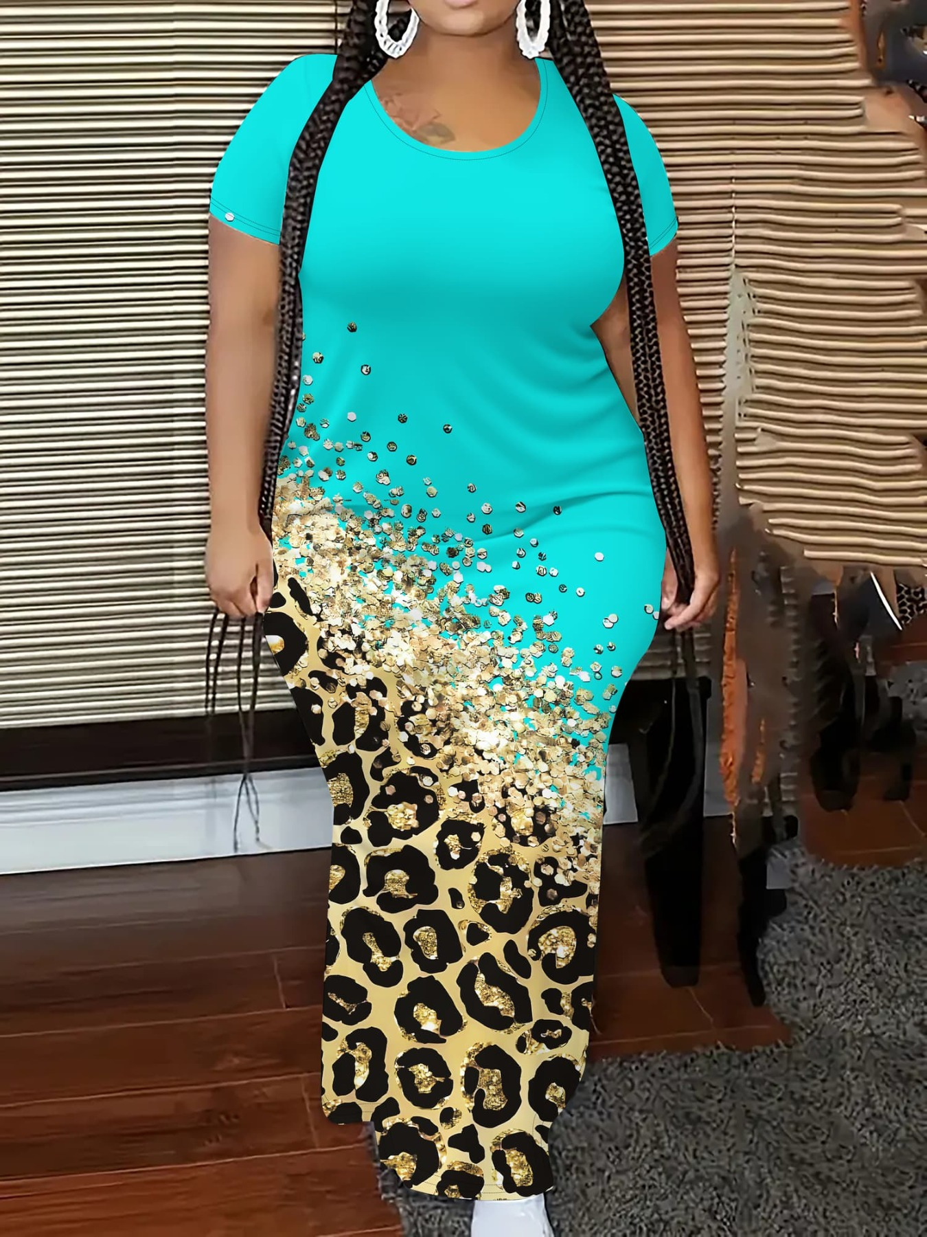 Robe moulante ajustée imprimé léopard à manches courtes à col rond à élasticité moyenne – Image 2