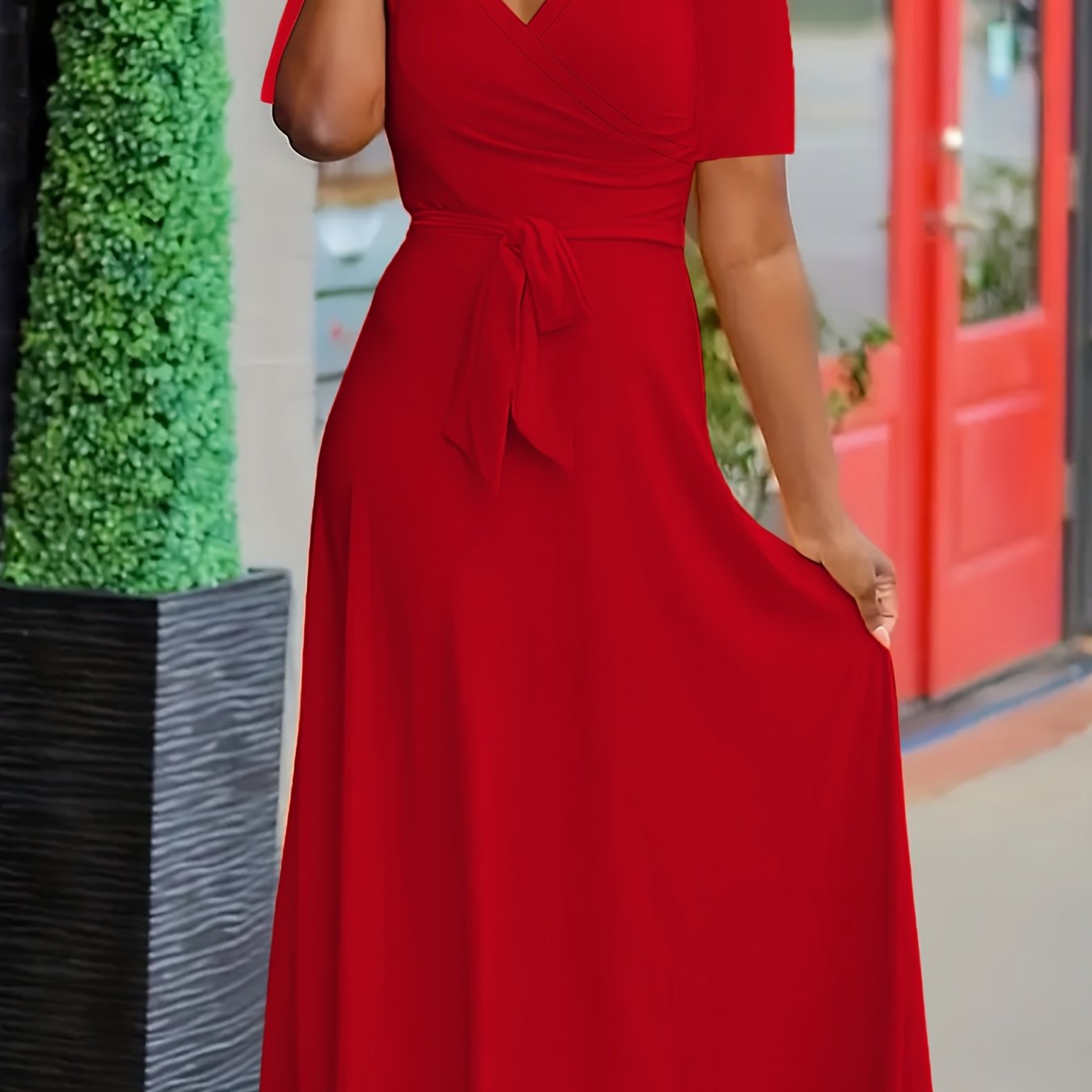Robe élégante extensible à col V à manches cap à nouer à la taille