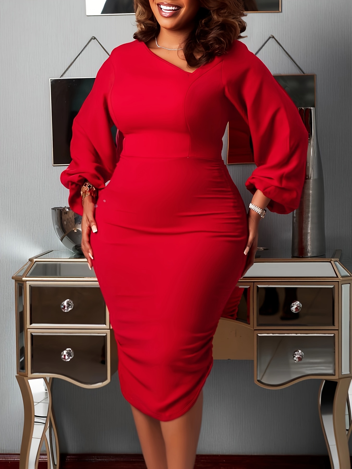 Robe moulante asymétrique en tissu tricoté légèrement extensible – Image 4