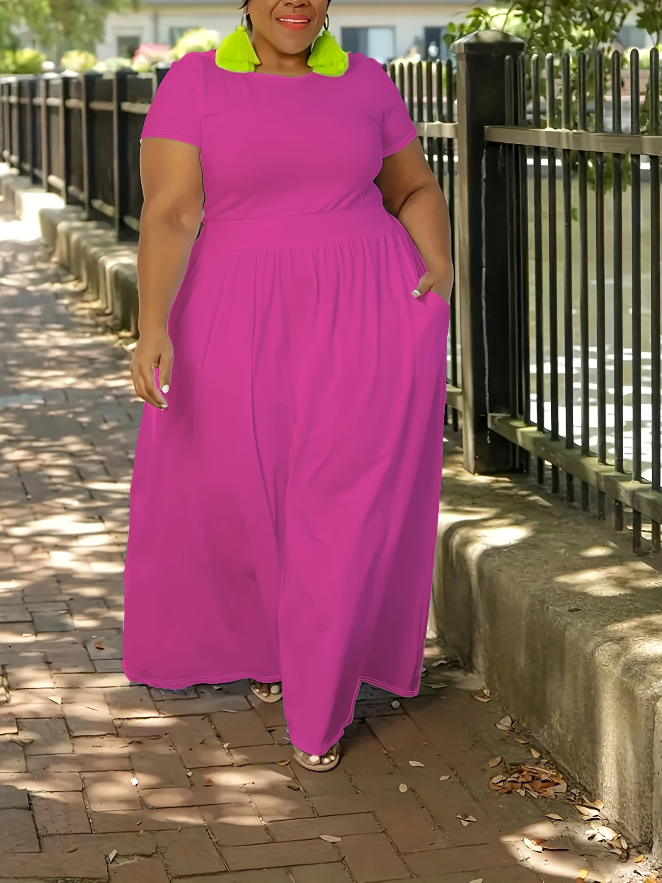Robe longue à manches courtes à élasticité moyenne – Image 4