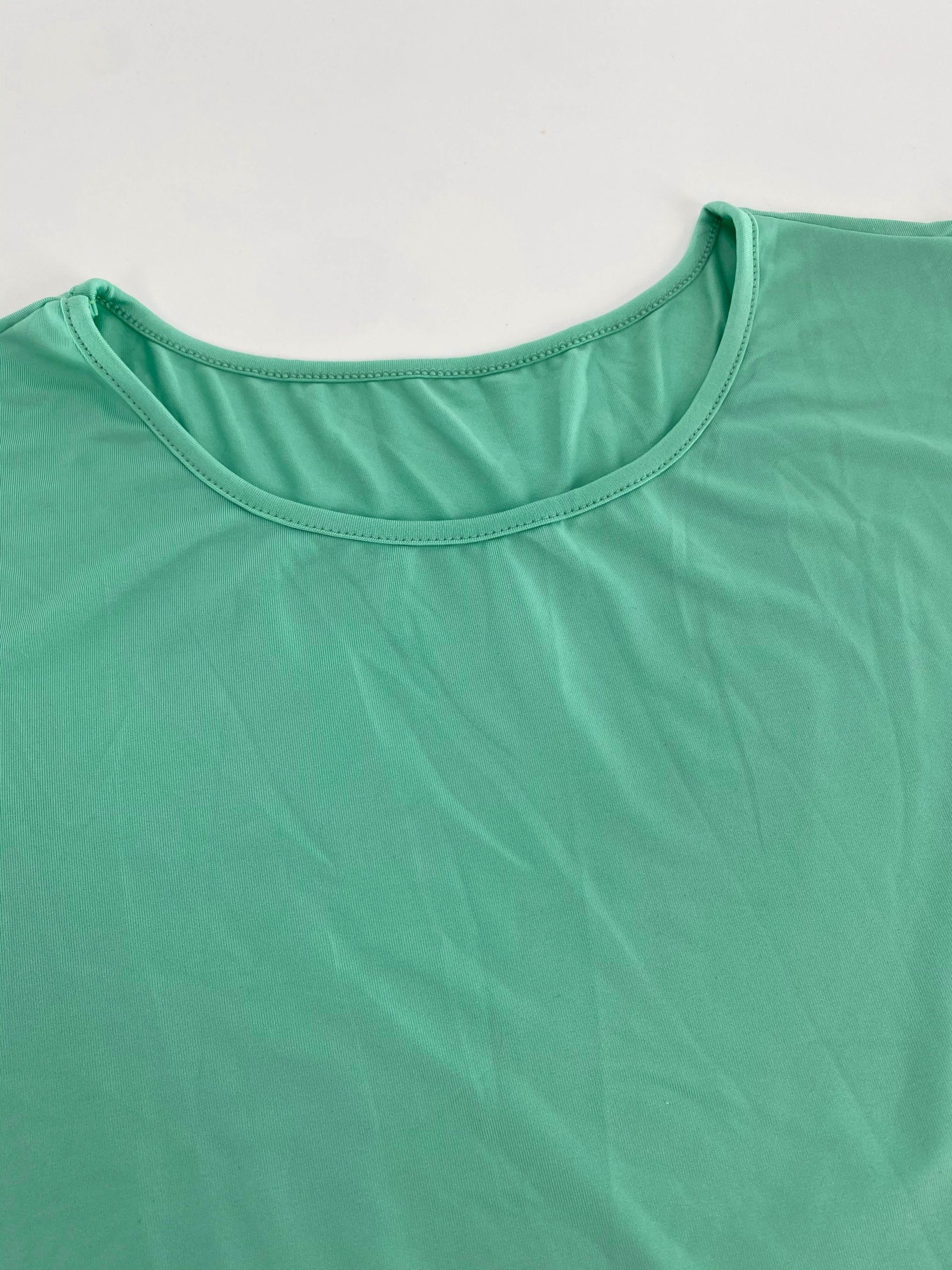 Robe élégante à manches longues imprimé floral à col rond à blocs de couleur – Image 4