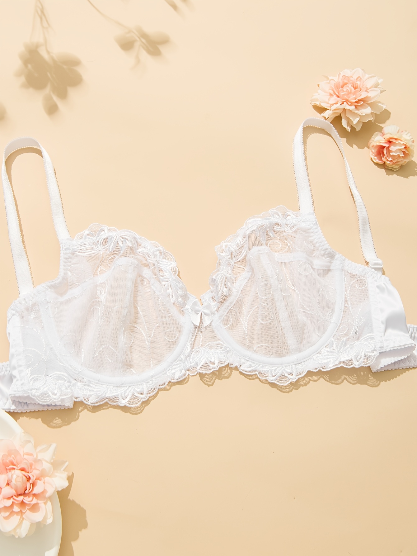 Soutien gorge en dentelle semi-transparente avec détail floral brodé & non doublé – Image 6