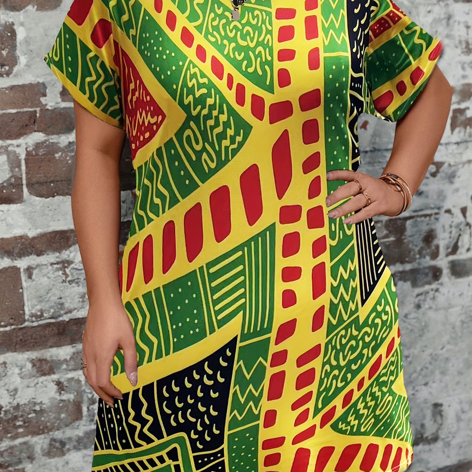 Robe imprimé style ethnique à col rond à manches courtes