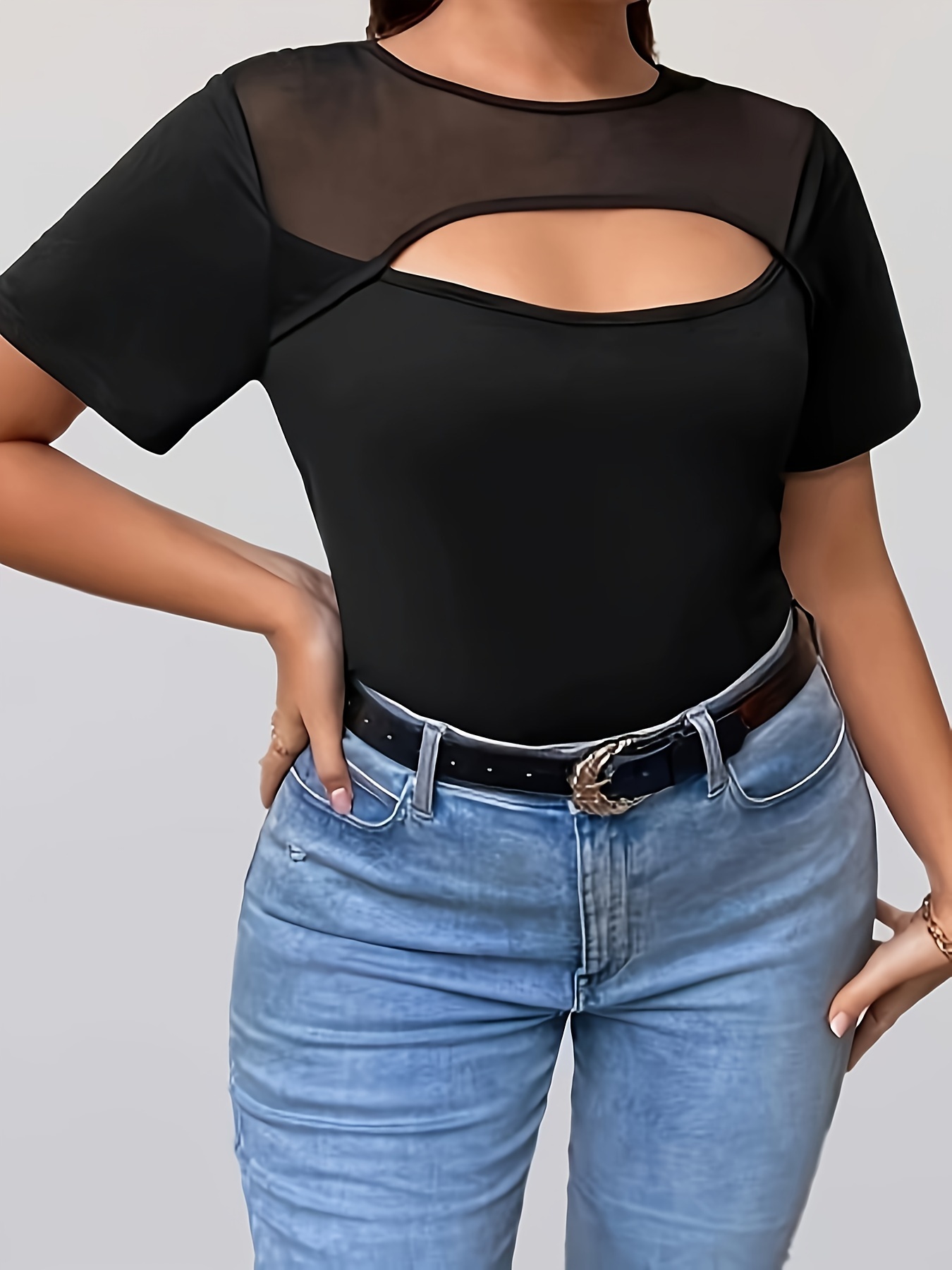 T-shirt élégant extensible décolleté avec détail en maille à manches courtes à col rond – Image 2