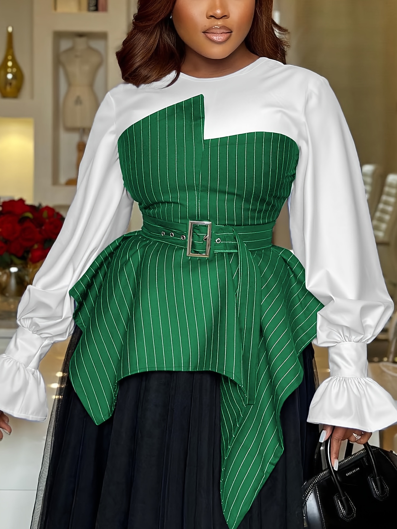 Robe élégante à rayures verticales à manches longues à col rond avec poignets à volants – Image 2