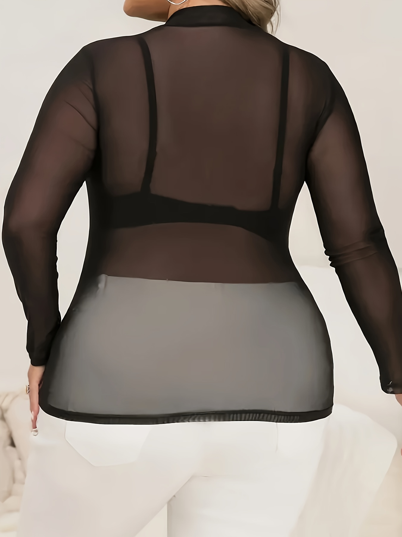 T-shirt sexy en maille transparente à manches longues à col haut élégant – Image 2