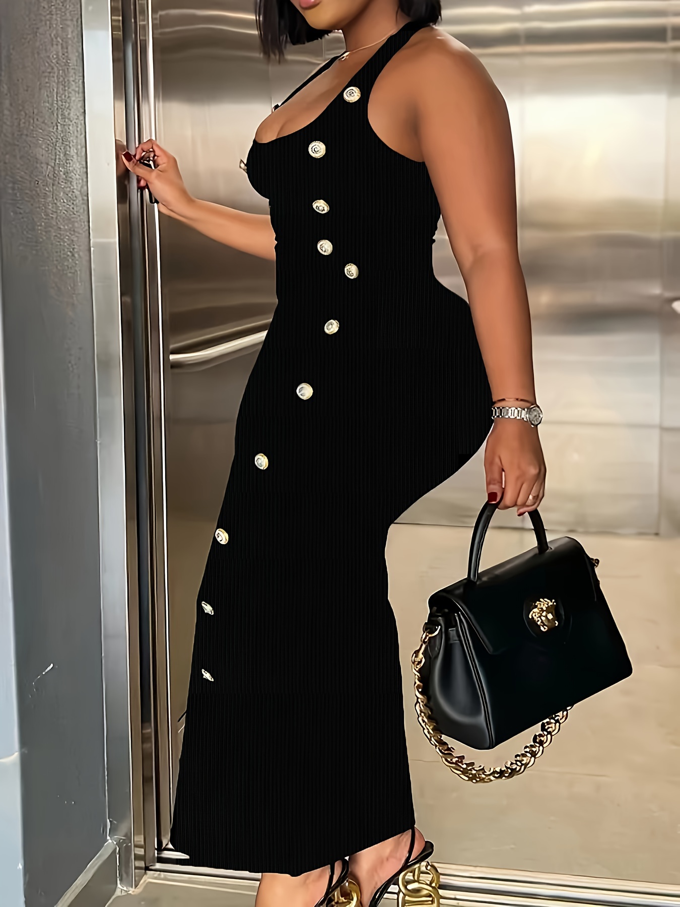 Robe longue sexy à dos nu avec boutons décoratifs – Image 6