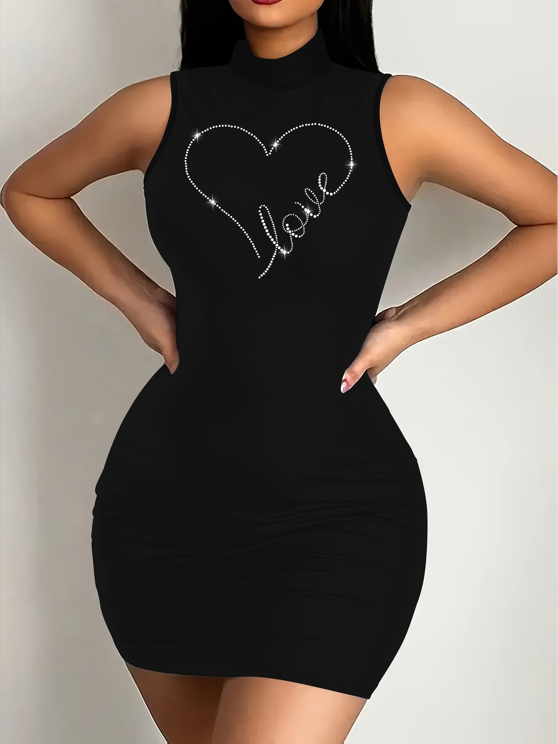 Robe moulante sans manches à col haut élégant ornée de strass en forme de coeur en tissu tricoté – Image 2