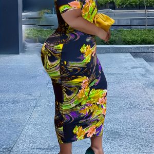 Robe moulante longue imprimé floral à manches courtes