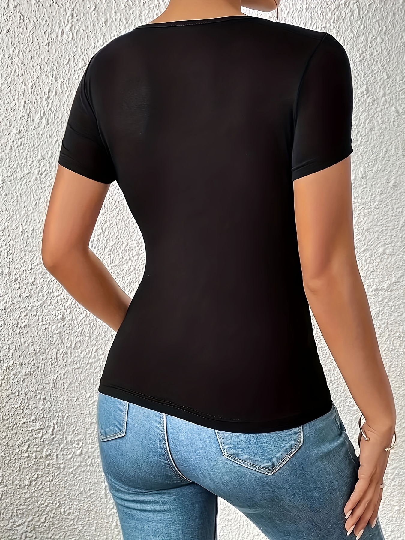 T-shirt à manches longues à col rond à coupe ajustée avec panneau en maille – Image 3