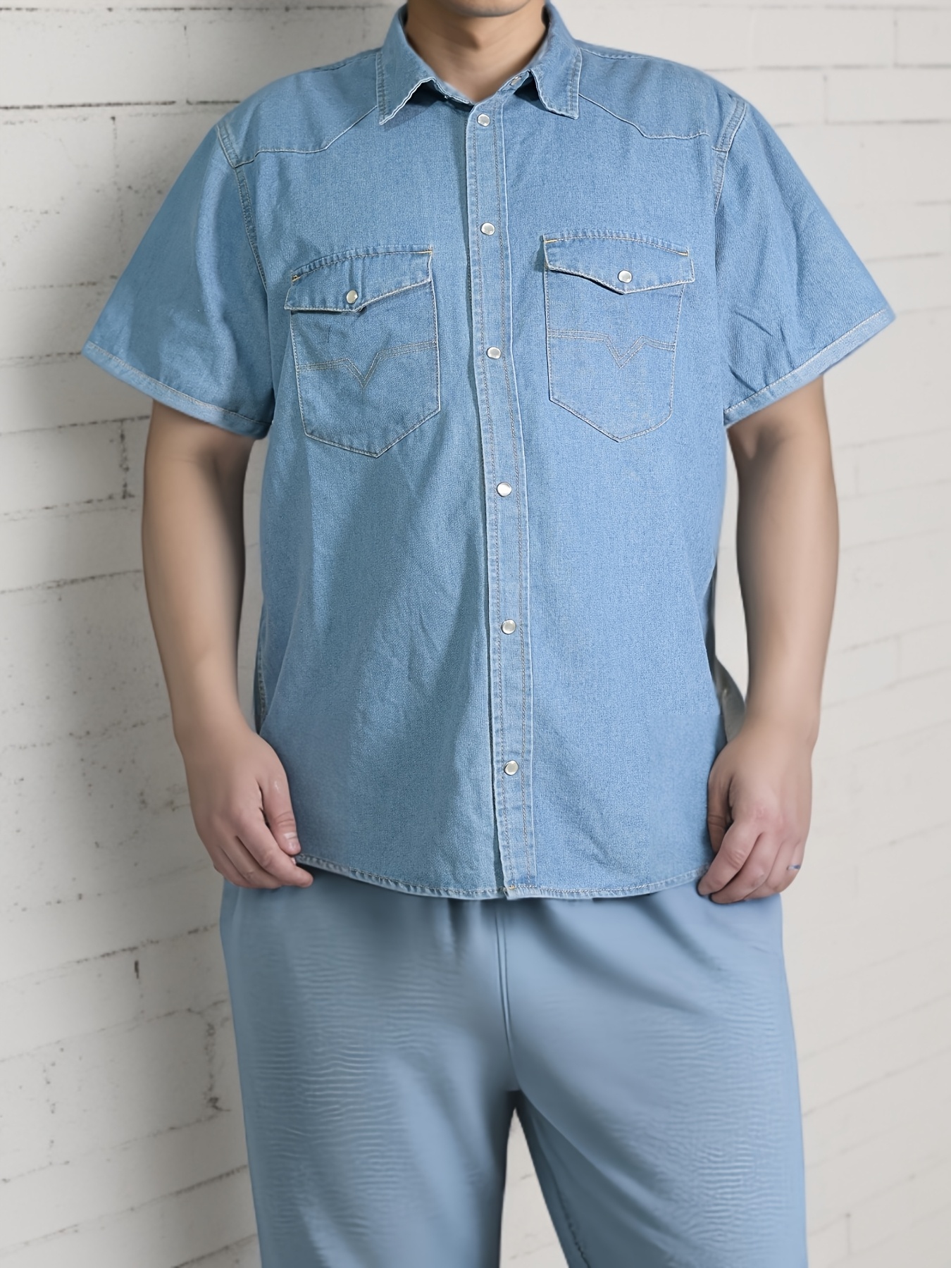 Chemise non extensible en denim vintage à manches courtes avec col à revers – Image 3