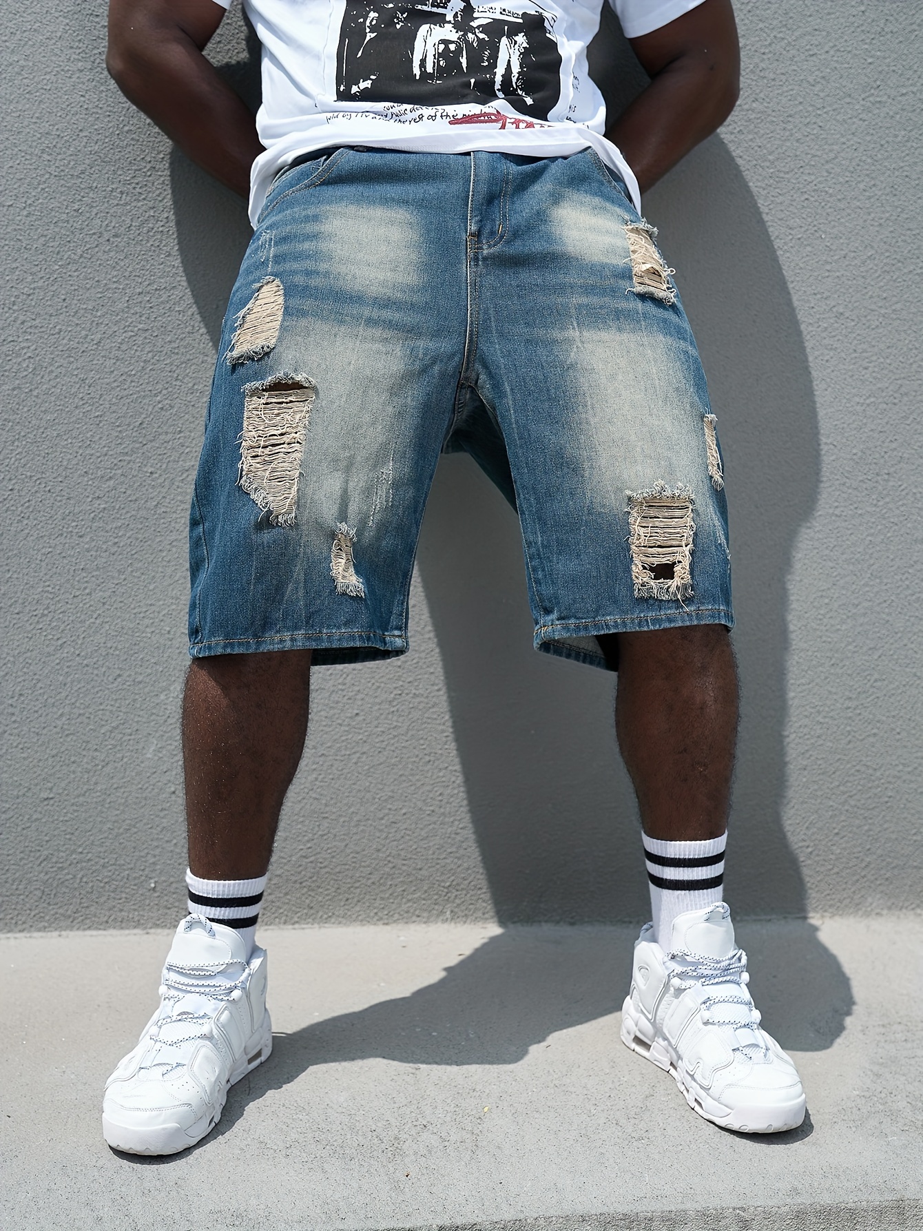 Baggy short en denim délavé avec trous – Image 7