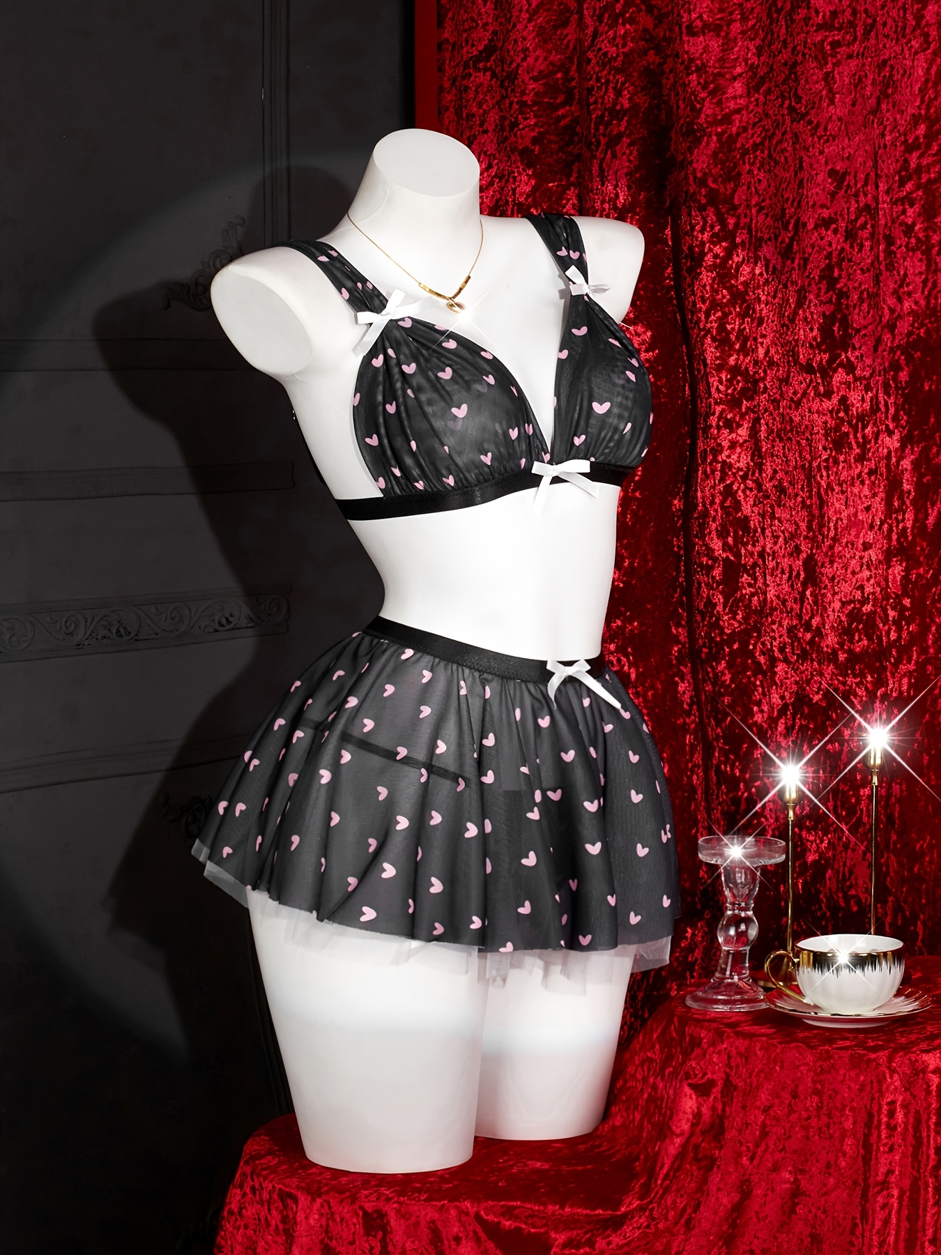 Ensemble lingerie pour la saint valentin soutien gorge, string & jupe en maille transparente – Image 3
