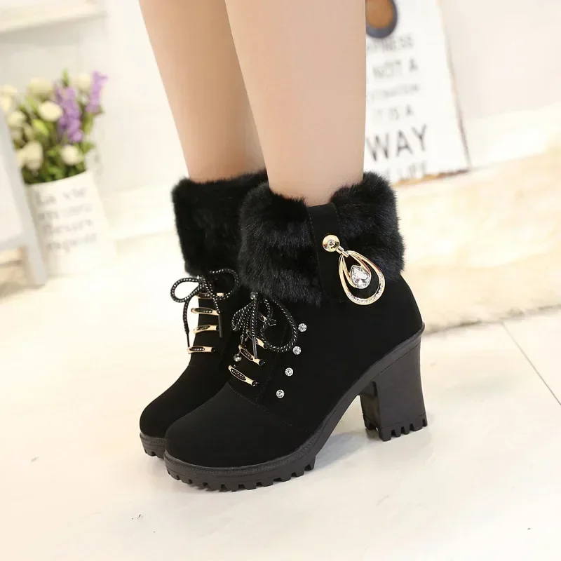 Bottines en daim à talons hauts en peluche – Image 2