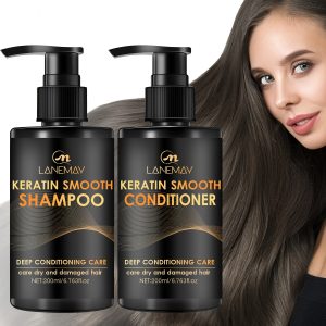 Ensemble shampoing et après-shampoing à la kératine pour des cheveux lisses
