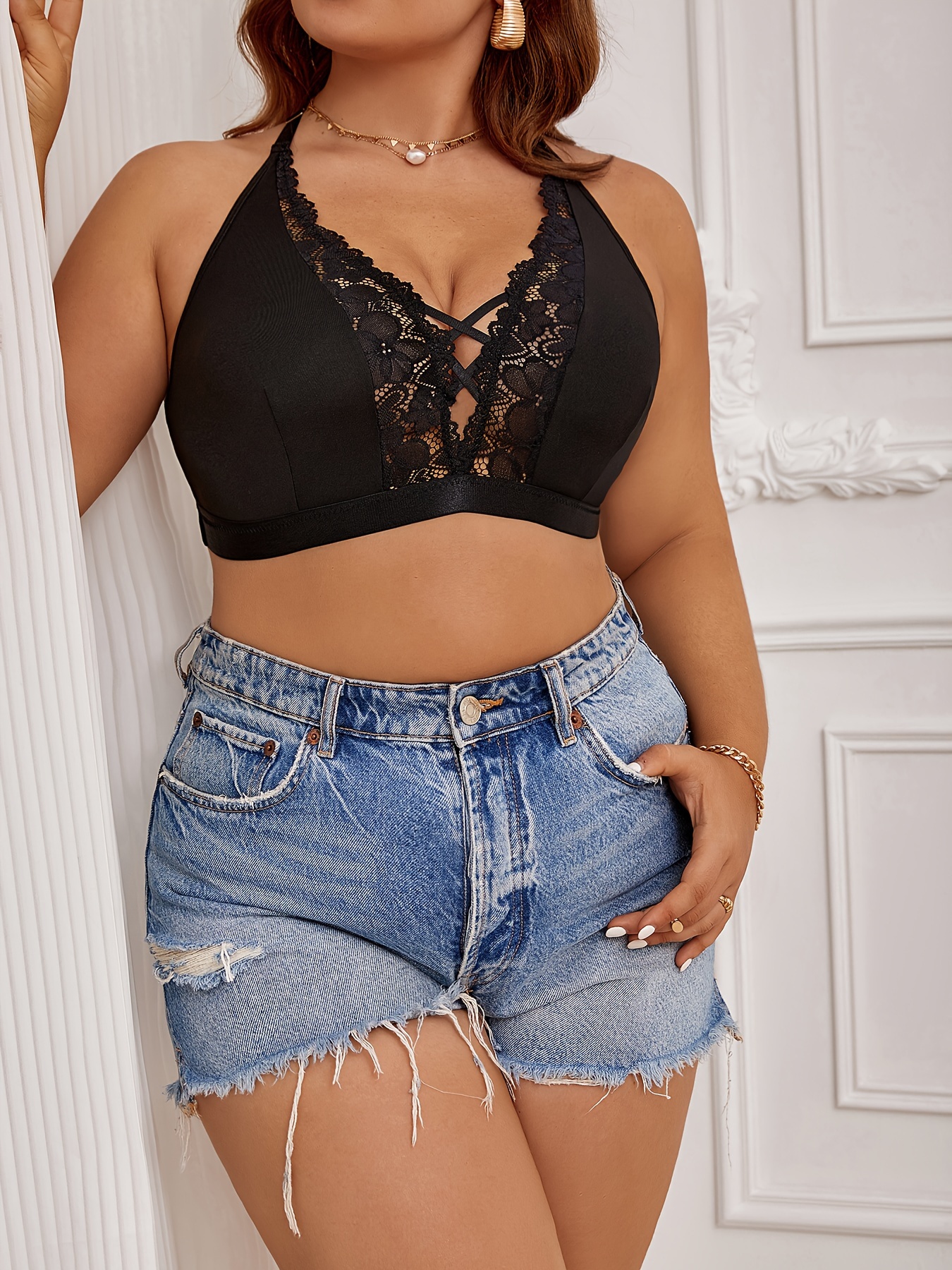 Soutien gorge érotique à licou bretelles croisées avec coutures en dentelle & détails papillon – Image 6