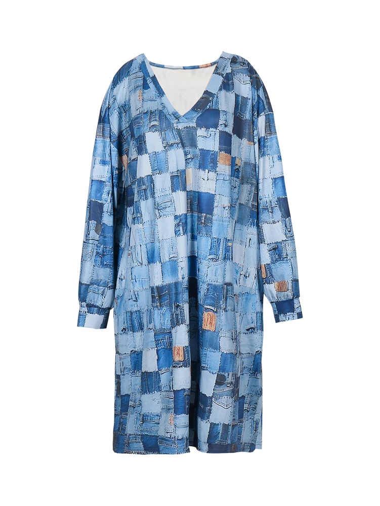 Robe à col V imprimé blocs de couleur effet denim – Image 2