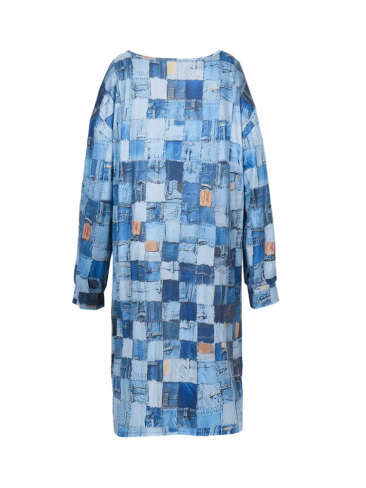 Robe à col V imprimé blocs de couleur effet denim – Image 3