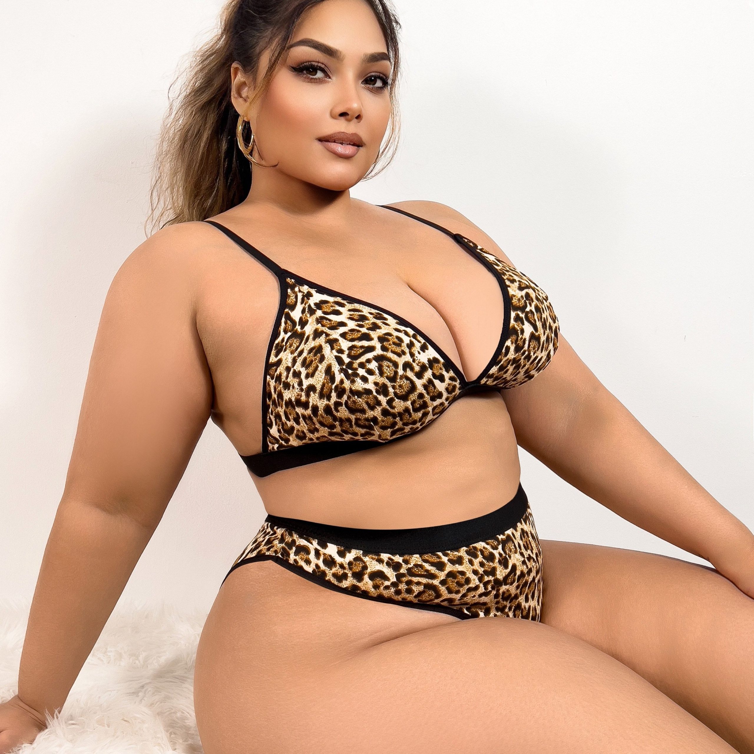 Ensemble soutien gorge & culotte plongeante imprimé léopard