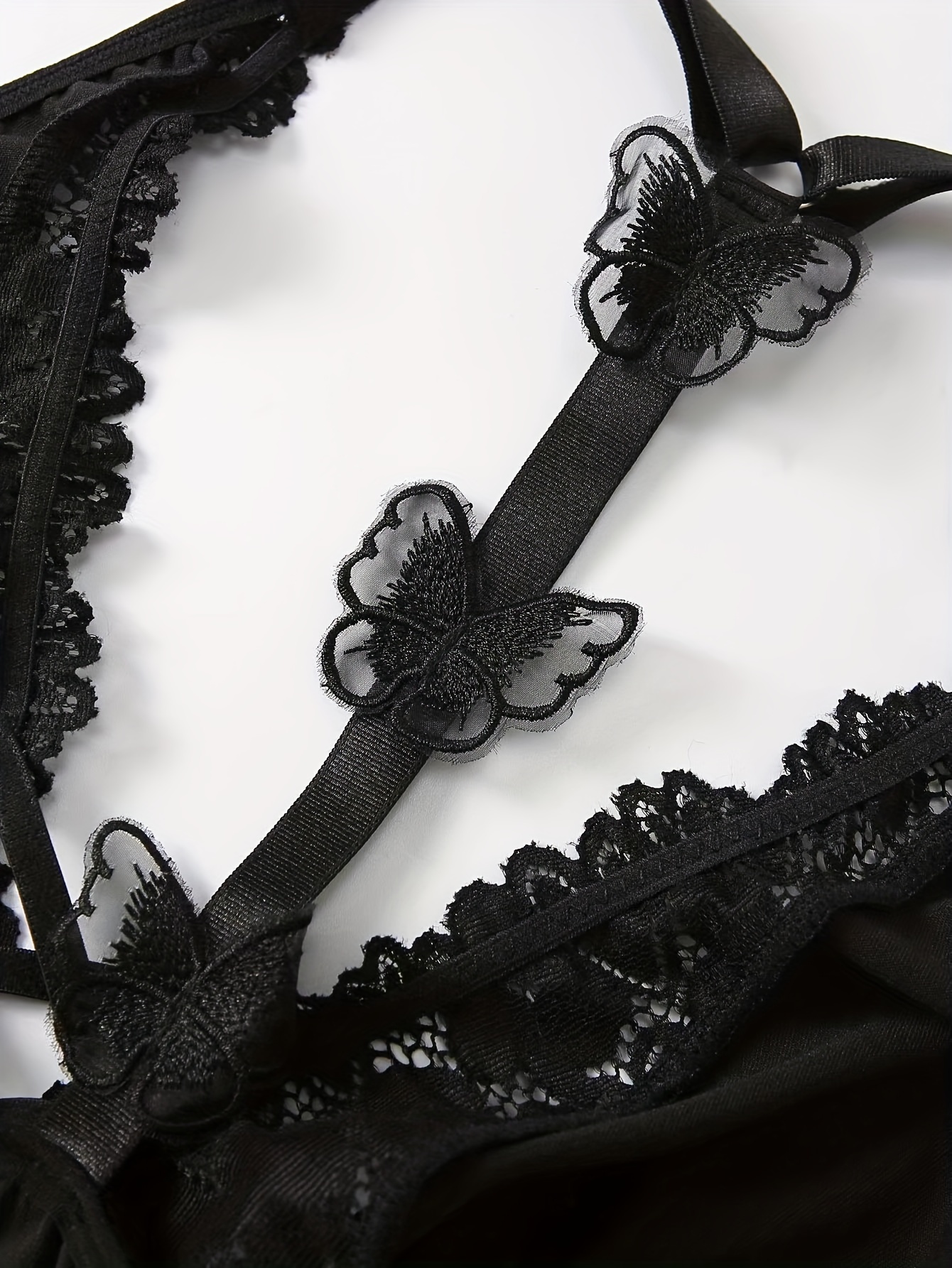 Soutien gorge érotique à licou bretelles croisées avec coutures en dentelle & détails papillon – Image 5