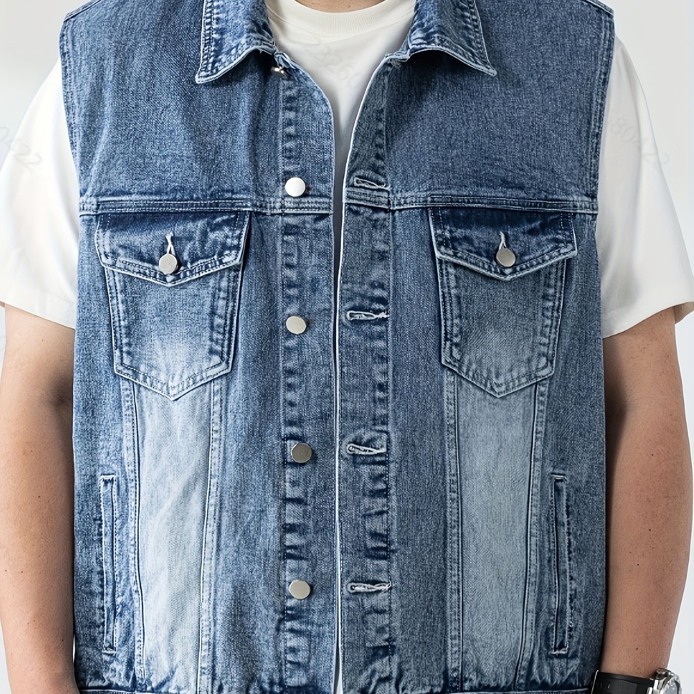 Gilet en denim avec boutonnage à l'avant & poches à rabat