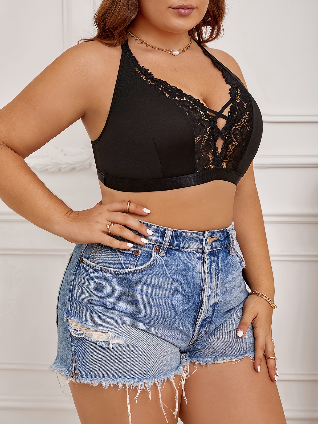 Soutien gorge érotique à licou bretelles croisées avec coutures en dentelle & détails papillon – Image 7